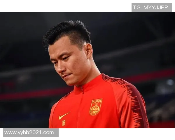 中国足球新星叫峰崛起 全能前锋助力国家队迎接未来挑战