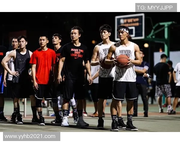 穿足球袜打篮球的NBA球星如何影响运动时尚与球场表现的结合